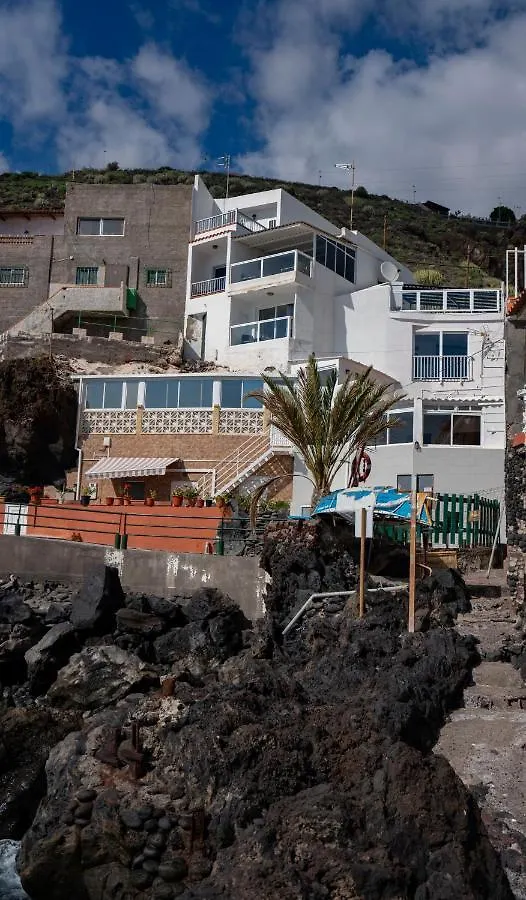 Beachhouse With Amazing Terrace Next To The Ocean Bocacangrejo Spanien